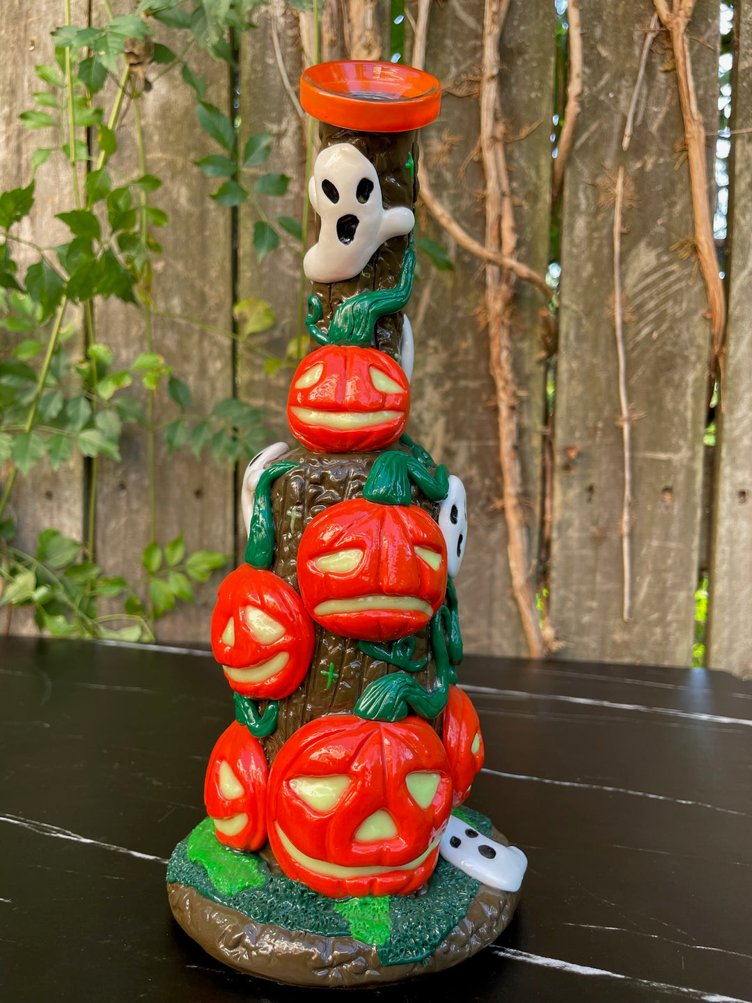 Pumpkin Patch BOO GLOW Bong